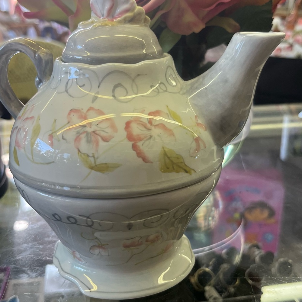 TEAPOT FOR ONE - Picture 6 of 11